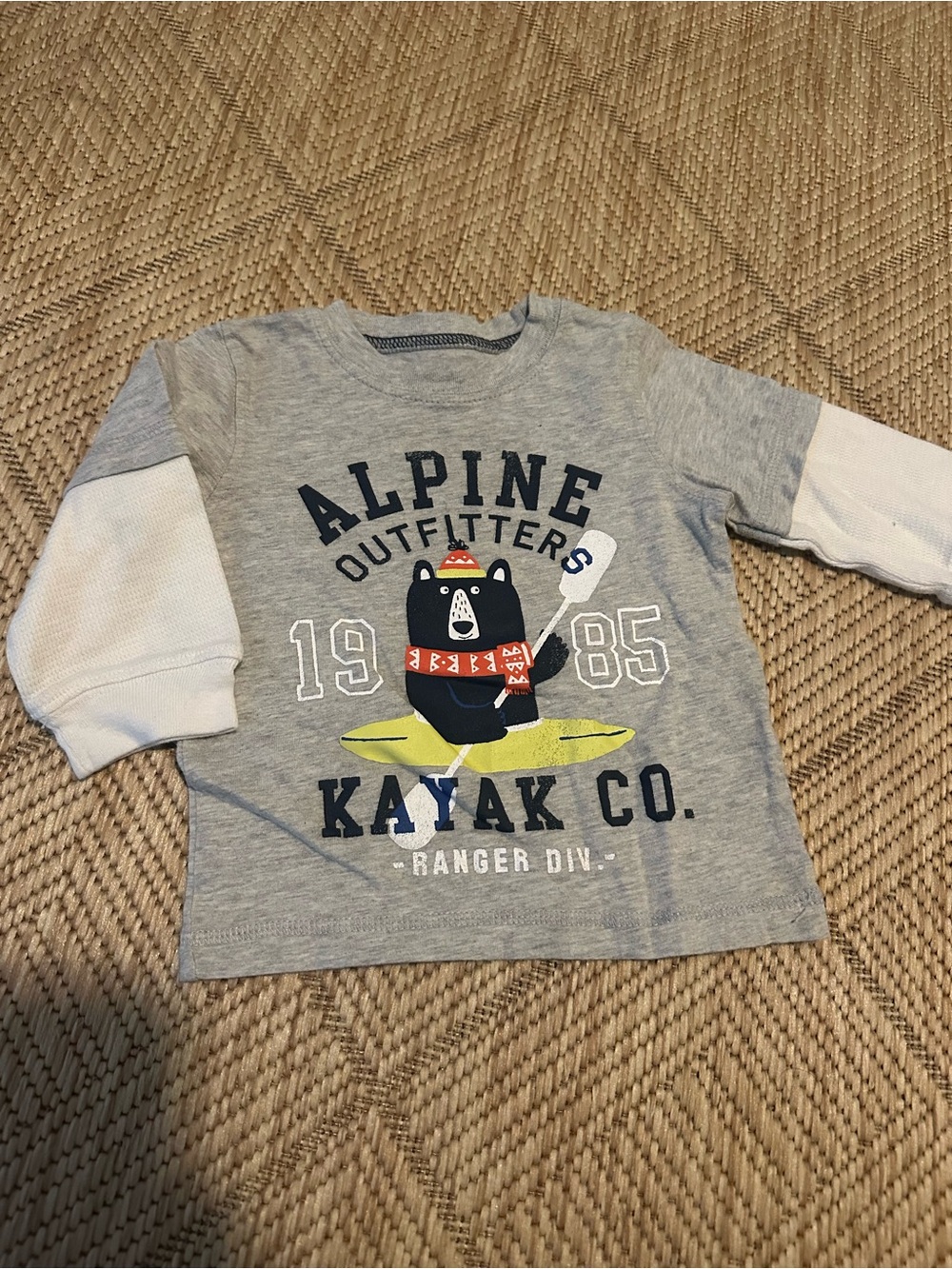 Carter's Gray and White Alpine Outfitters Bear Kayak Long-Sleeve Tee
